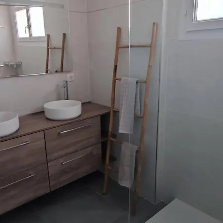 Apartment F4 A Porticcio Avec Piscine Et Vue Sur